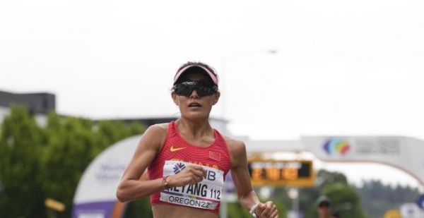 （田径世锦赛）切阳什姐获女子35公里竞走铜牌