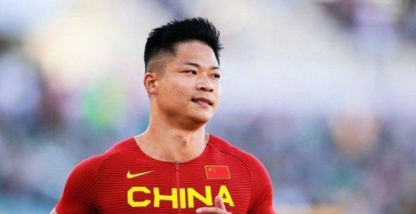 苏炳添遭争议！脸发福，被质疑疏于训练，忙碌代言收入千万