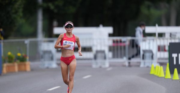 （田径世锦赛）切阳什姐获女子35公里竞走季军（2）