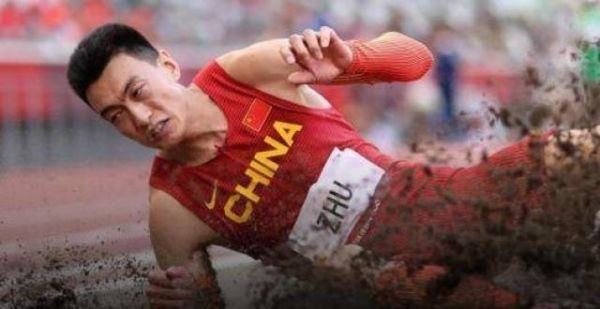 17米31！田径新纪录诞生，28岁老将夺世锦赛首枚奖牌！