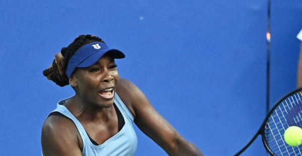WTA250华盛顿站：42岁威廉姆斯决胜盘遭逆转 止步首轮