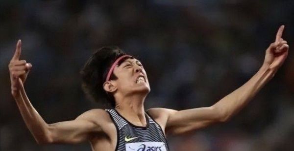 跳高选手张国伟宣布9月复出，努力跳到40岁