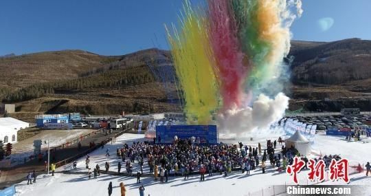 国际儿童滑雪节张家口开幕 全国近百家雪场同步举办