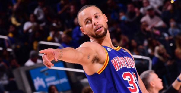 库里真牛！NBA历史第一人，奥尼尔：最佳射手没有之一