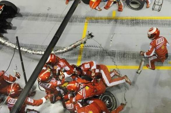 F1赛道不是最危险地 工程师才是拿生命在工作