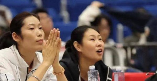 女排王牌副攻恋情曝光？男方英俊浪漫＋霸道示爱，已秘密结婚