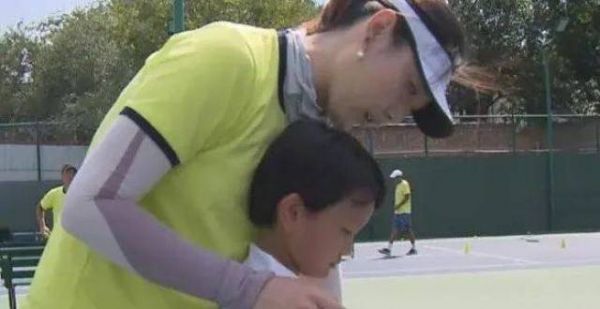 “网球星计划”成长训练营：小将直面挑战受鼓舞，少年深挖潜力增自信