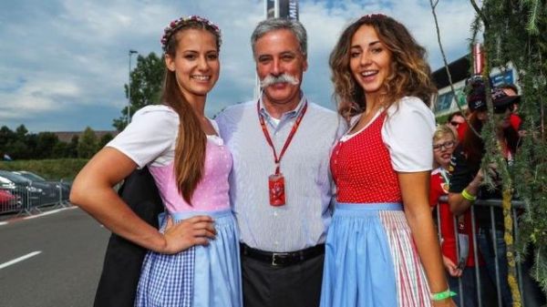 【F1新闻直播室】F1赛事总监：我喜欢赛道女郎