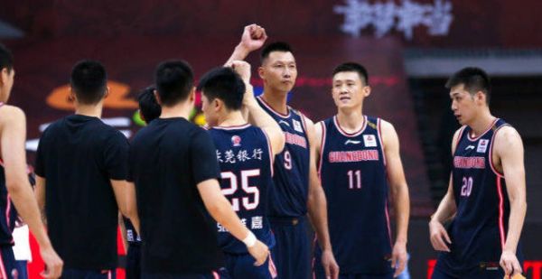 3消息！巩晓彬指导2米26女巨人，辽宁悍将复出，广东强援终于到位