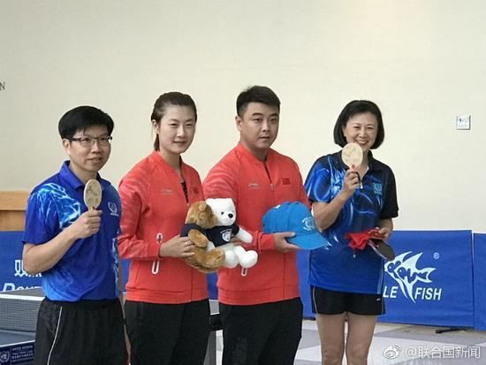 "乒乓外交"！丁宁王皓走访芝加哥俱乐