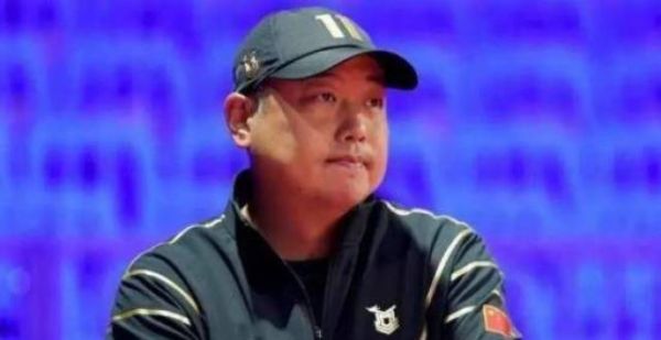 男乒林高远，女网郑钦文，看似一致实则不然，刘国梁点中要害