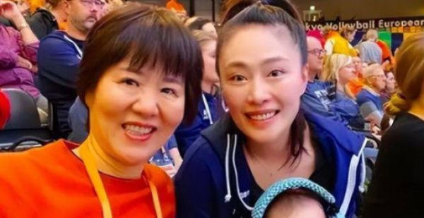 郎平认的孙女长了！混血宝宝长相随爸爸，如今一家定居美国