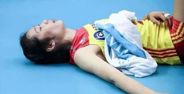 女排，李盈莹遭遇“朱婷”式窘境，蔡斌冲击亚洲霸主仍有距离