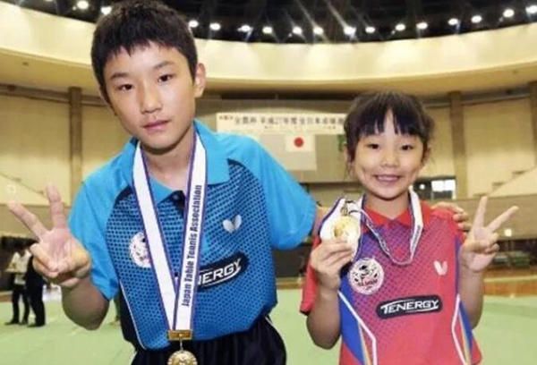 别人家孩子来了！张本智和妹妹有多强？11岁就挑落国乒两小将