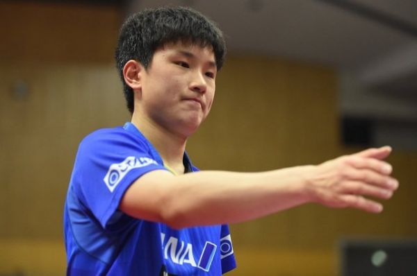 日乒赛张本智和首轮出 0-4不敌国乒黑马孙闻