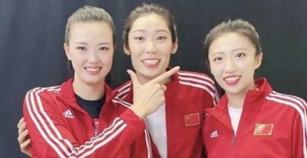 蔡斌第一时间给出解释！女排公布名单惹争议，两王牌缺席