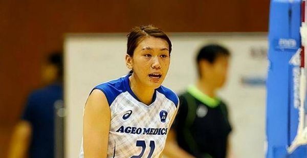 记得女排叛徒王亚辰吗？被日本吹捧为救世主，如今扬言要打败朱婷