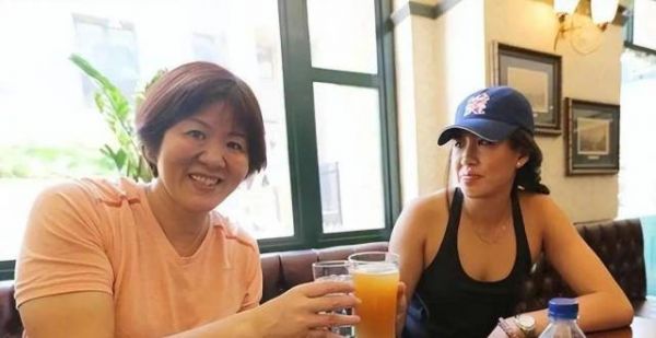恭喜女排！郎平入住美国豪宅，张常宁找到接班人，朱婷定归期