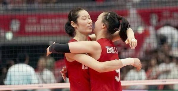 四人缺席世锦赛，六人出席商业代言，女排又被推上风口浪尖