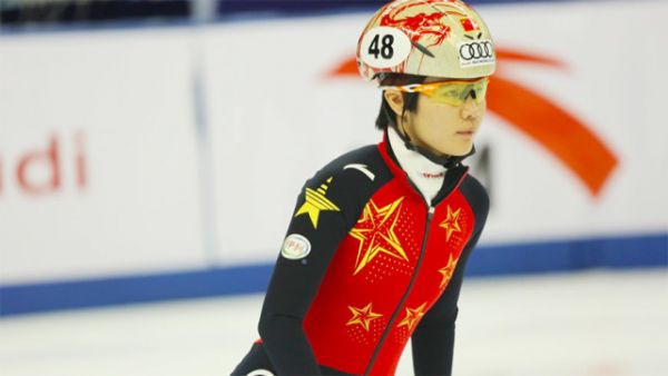 短道世界杯范可新武靖晋级 队两选手出