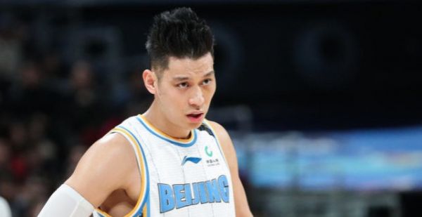 小托马斯回归NBA首秀表现完美，若林书豪没有回归CBA是否有机会？