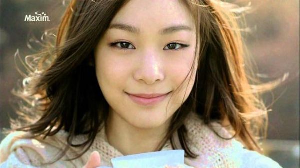 人气爆棚！金妍儿花滑表演赛门票2分钟被抢光