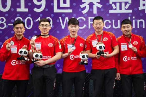 仅办一年就停摆 是什么“压垮”了世界杯？