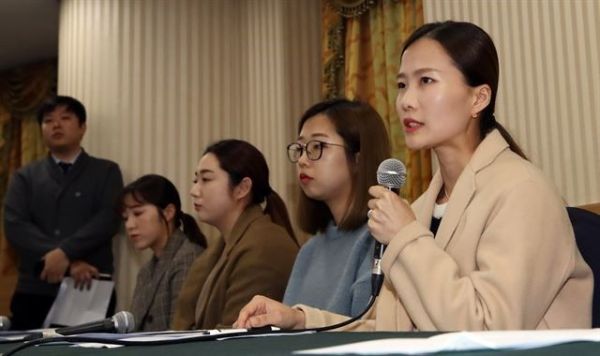 墙倒众人推？32人联合声明揭露韩丑闻权力方罪行