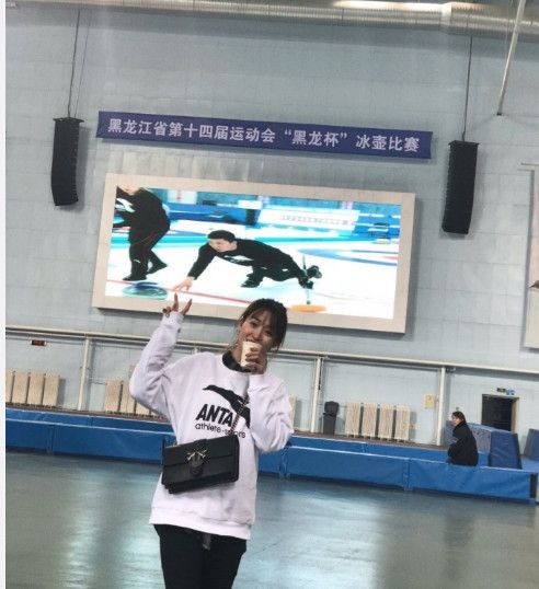 撒一把！“520”冰雪健儿告诉你秀恩爱正确姿势