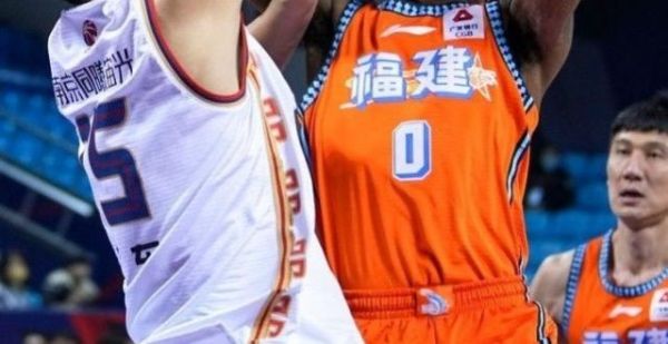 外援依赖症严重！半数CBA球队没有外援已经不会打球了！